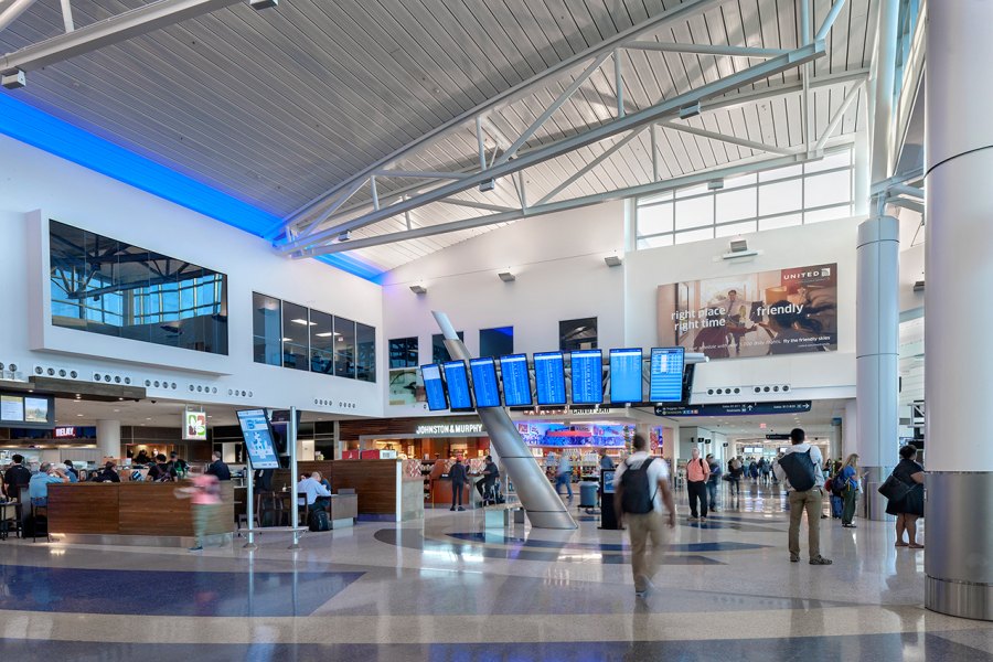 United Terminal B South Concourse at Bush Intercontinental