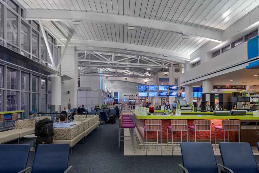 United Terminal B South Concourse at Bush Intercontinental Airport (IAH) PGAL