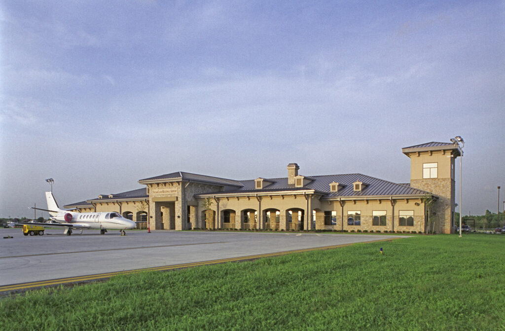Sugar Land Regional Airport exterior