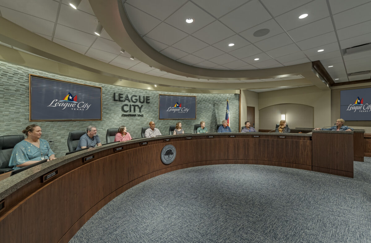 people in council chambers