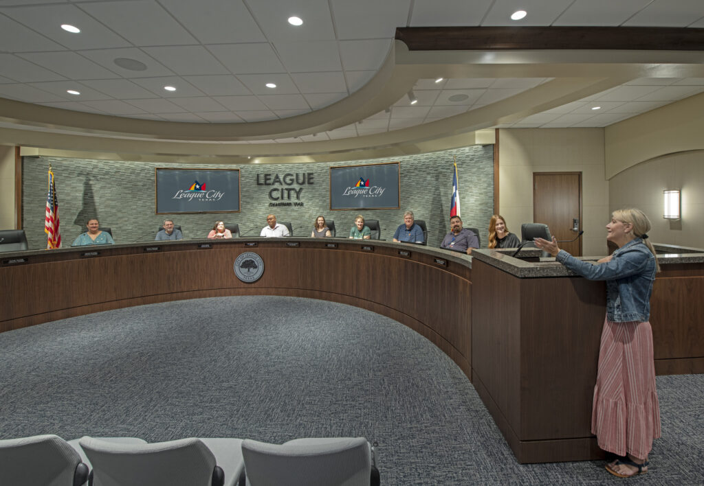 people in council chambers