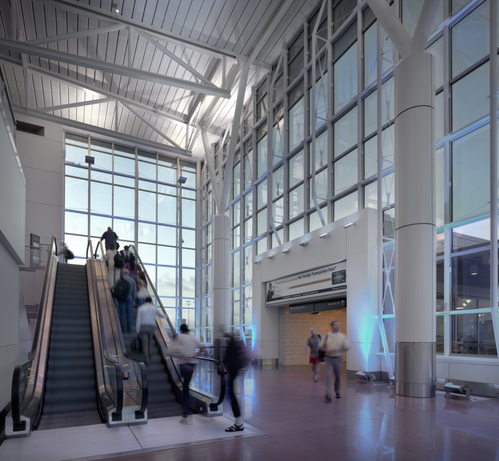 escalators in terminal