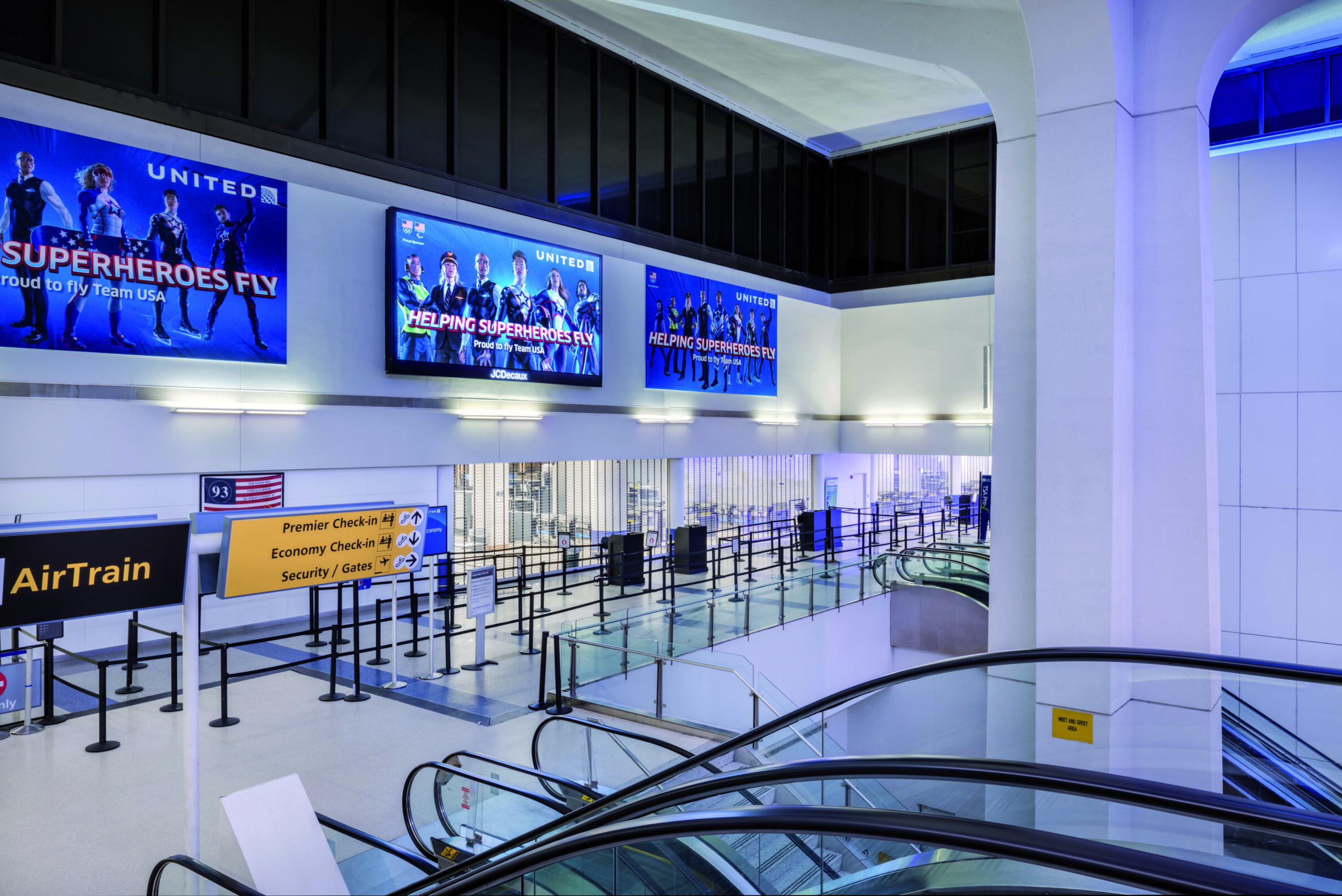 security checkpoint lanes