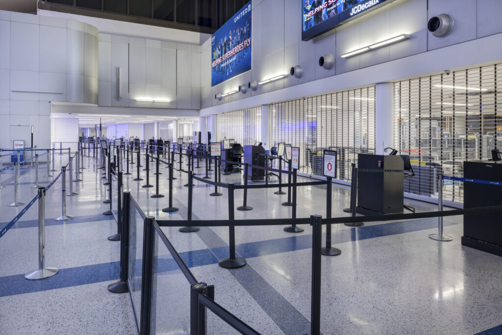 security checkpoint lanes
