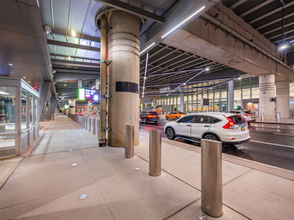 arrivals curbside area