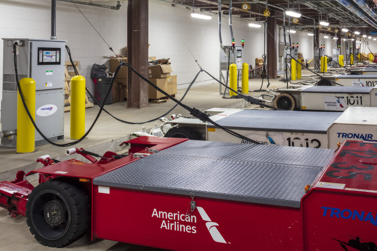 aircraft mechanics center interior
