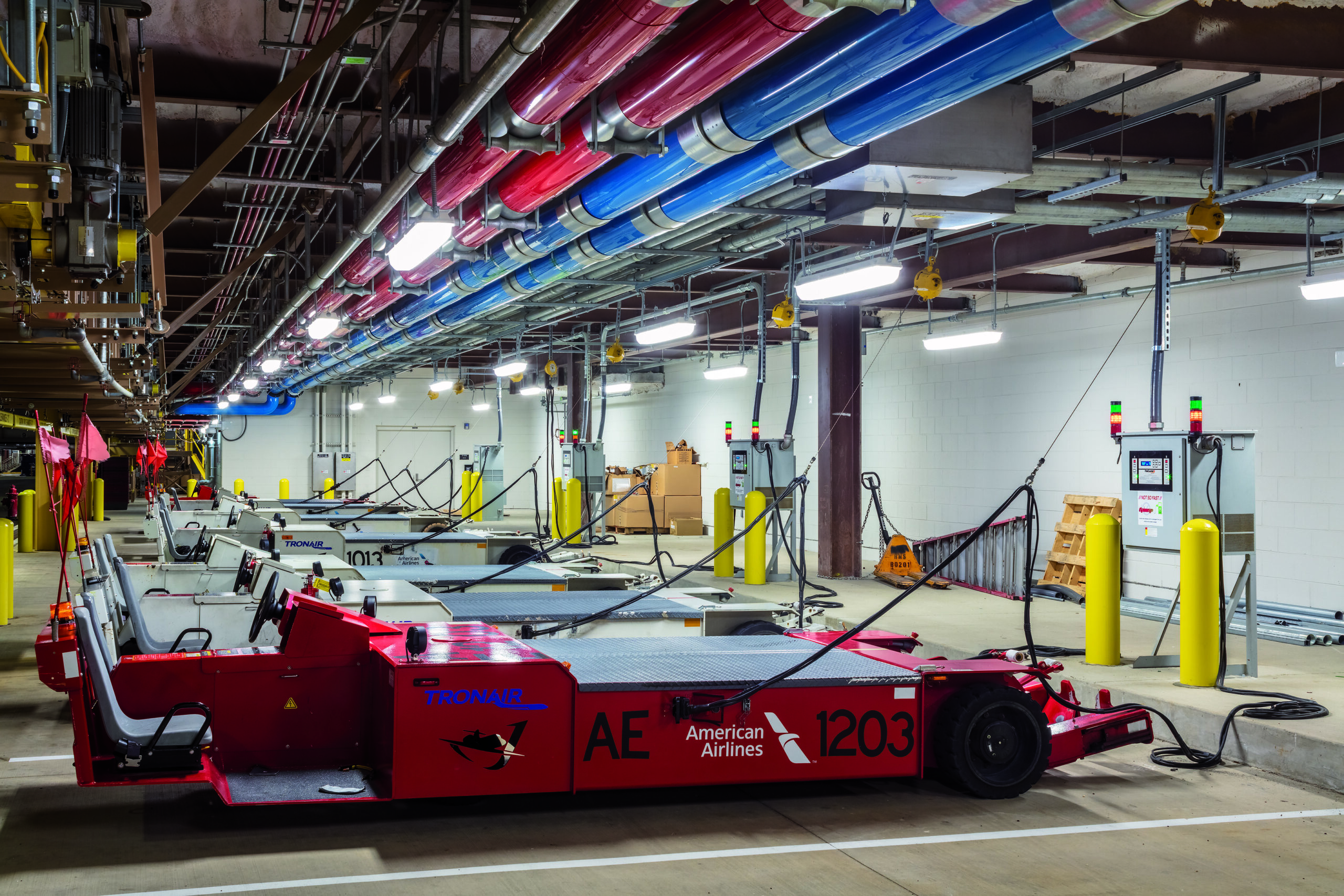 aircraft mechanics center interior