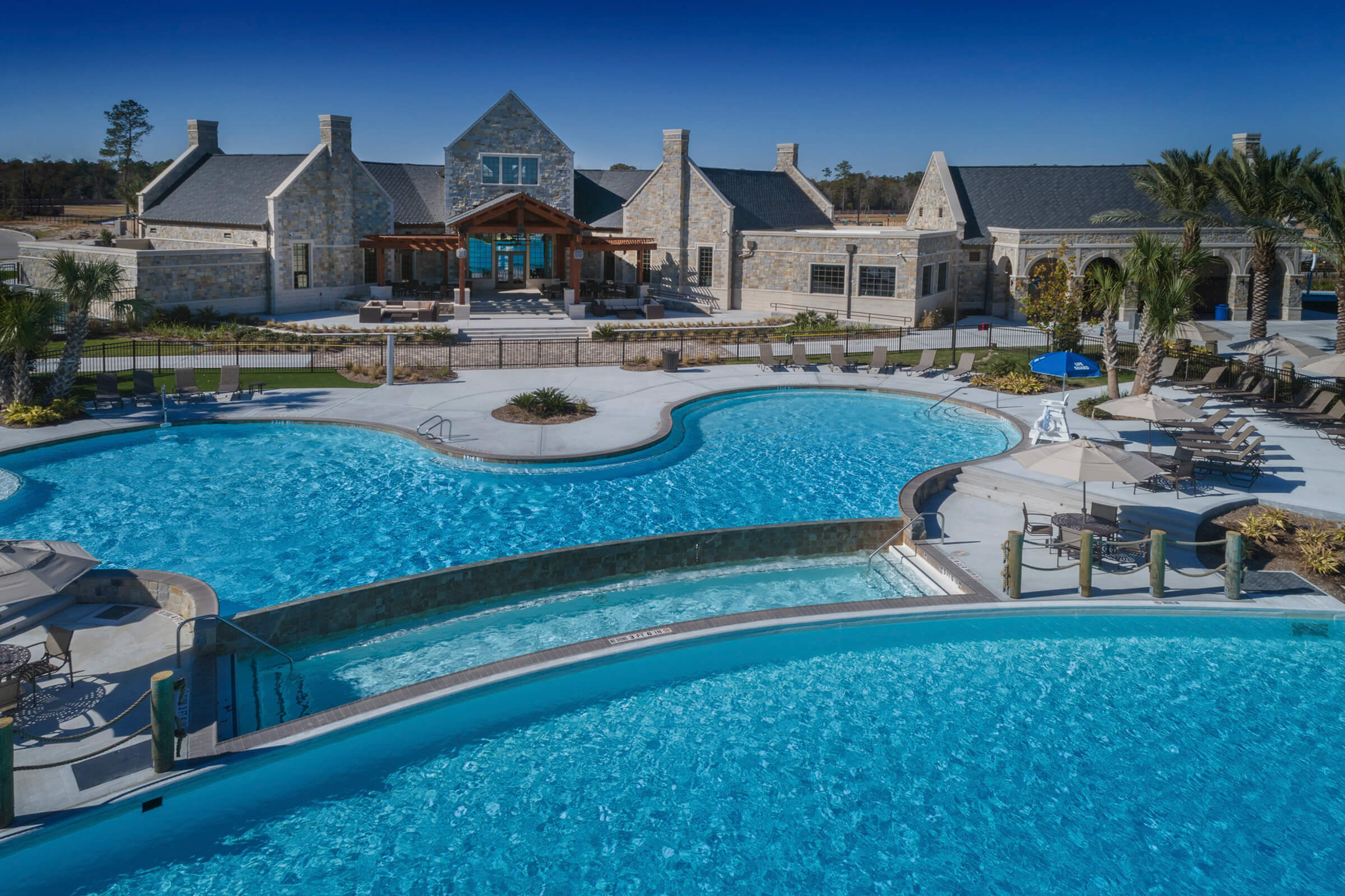 Balmoral Crystal Clear Lagoon