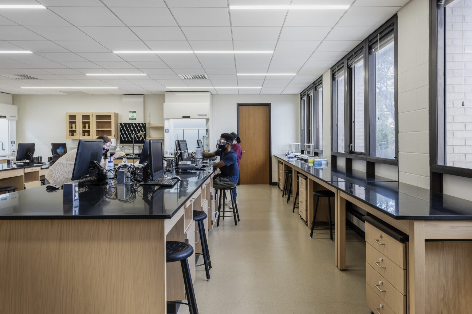 Texas A&M University Heldenfels Building Teaching Laboratory Space - PGAL