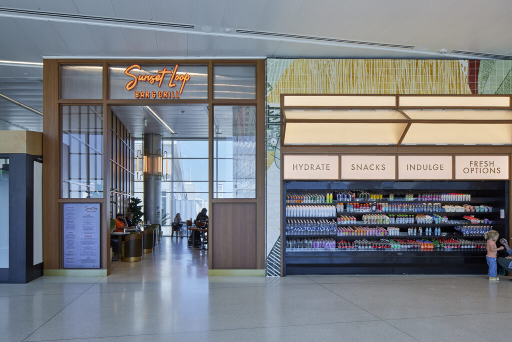 Sunset Loop Bar & Grill at Denver International Airport (DEN)