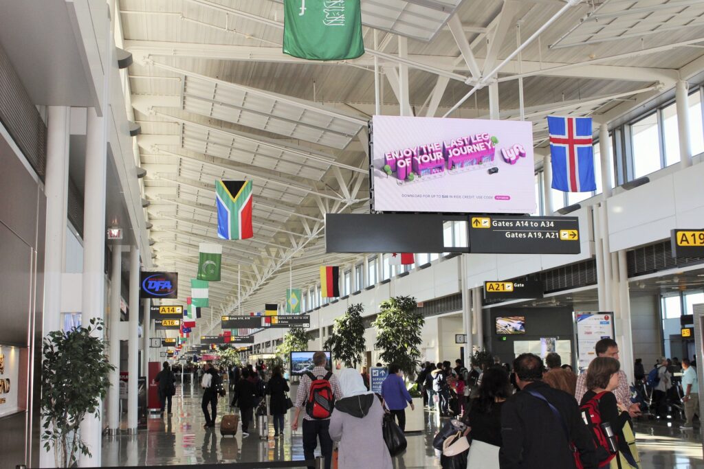 Terminal-Wide Advertising Fixture Program at Washington Dulles International Airport (IAD)