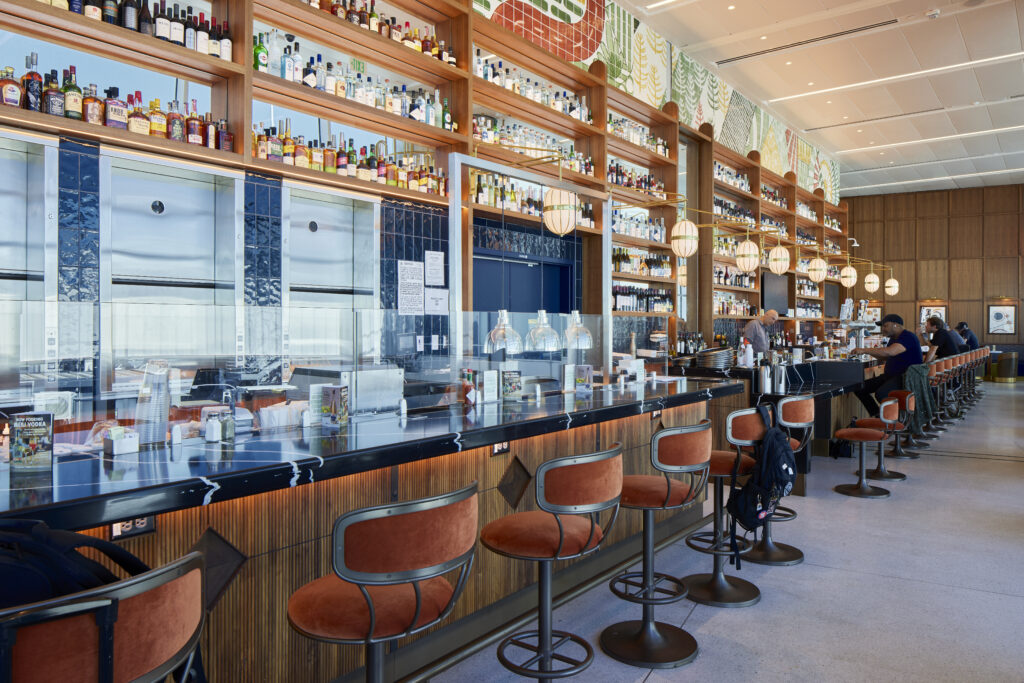 Sunset Loop Bar & Grill at Denver International Airport (DEN)