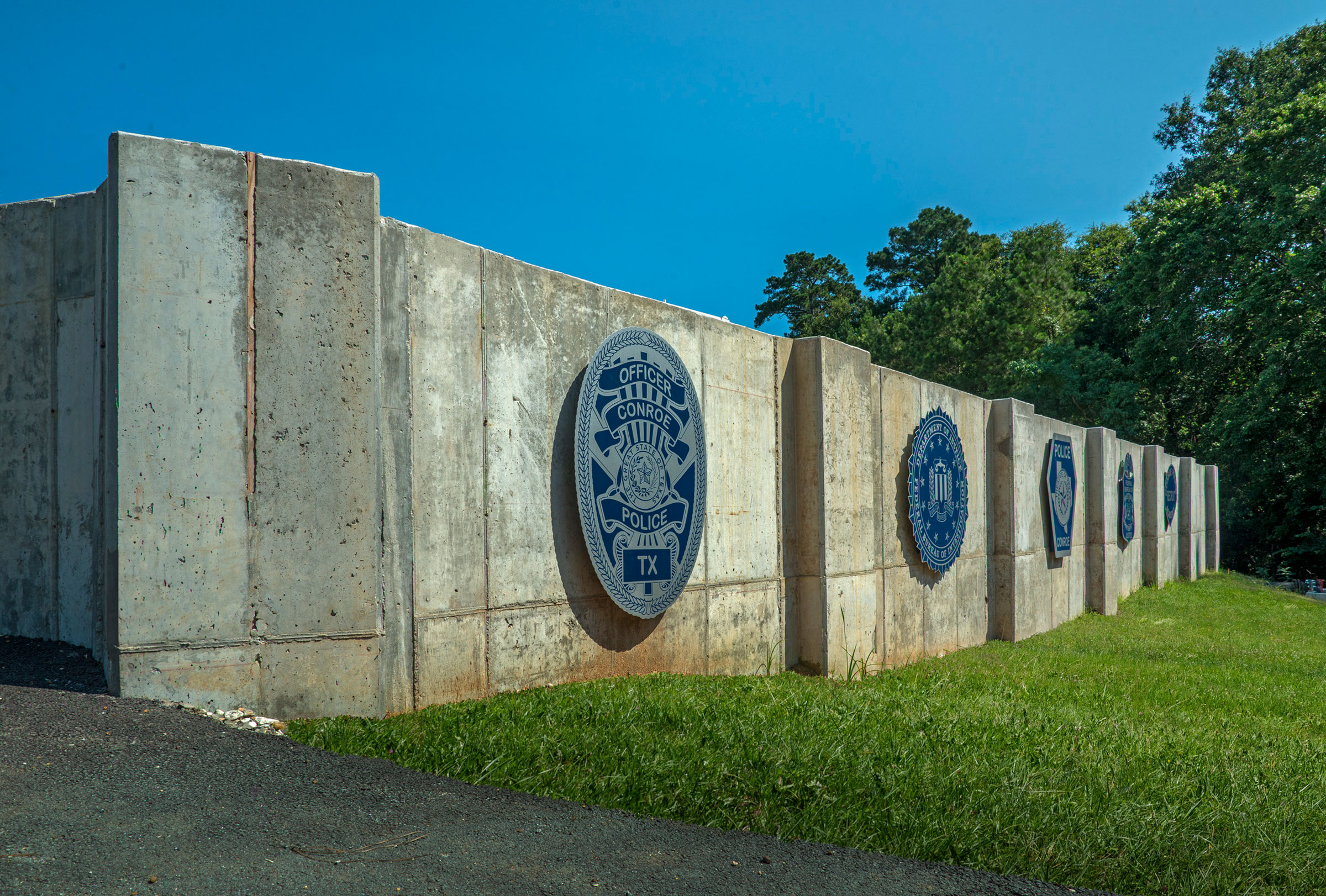 wall with emblems