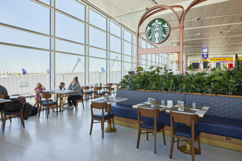 Sunset Loop Bar & Grill at Denver International Airport (DEN)