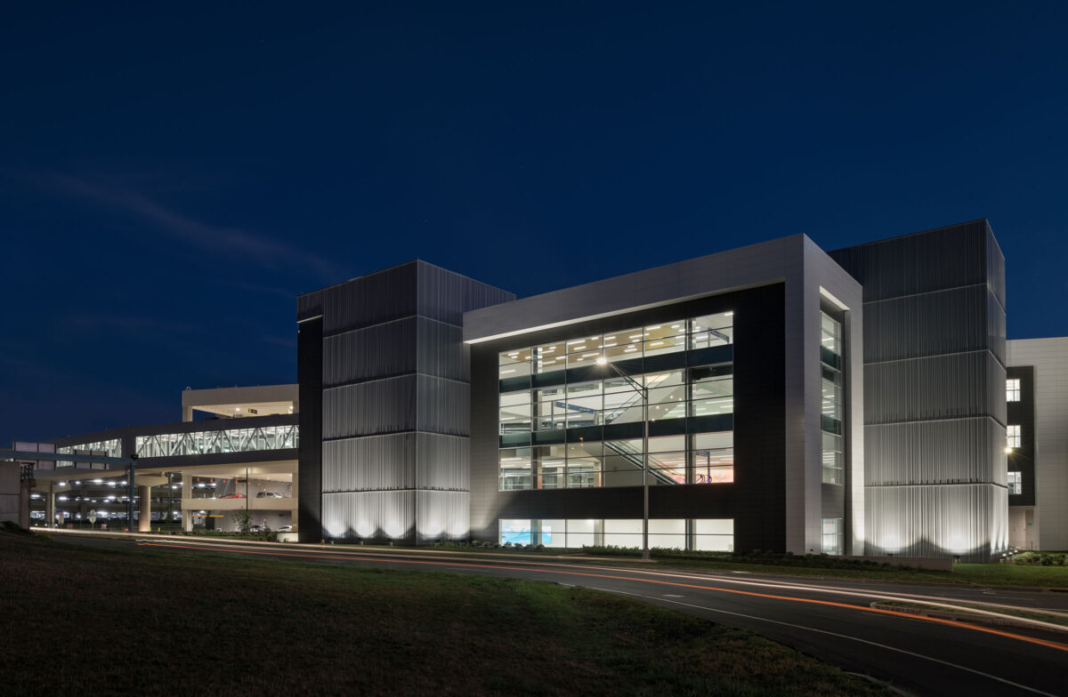 Consolidated Rental Car Facility (ConRAC) at Bradley International Airport (BDL)