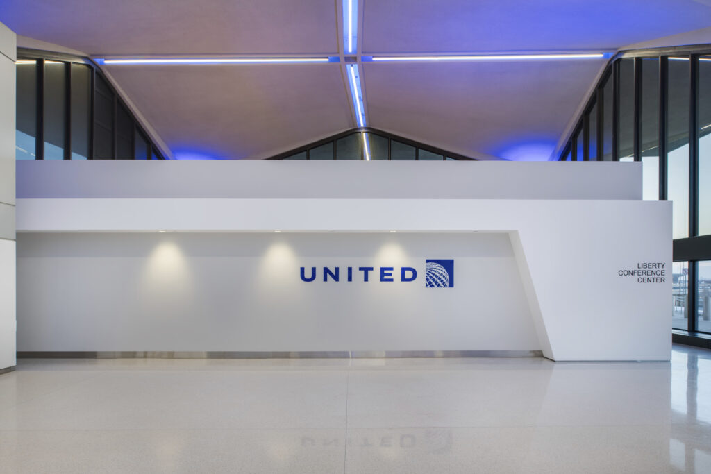 United Airlines Terminal C Global Services Lounge at Newark Liberty International Airport (EWR)