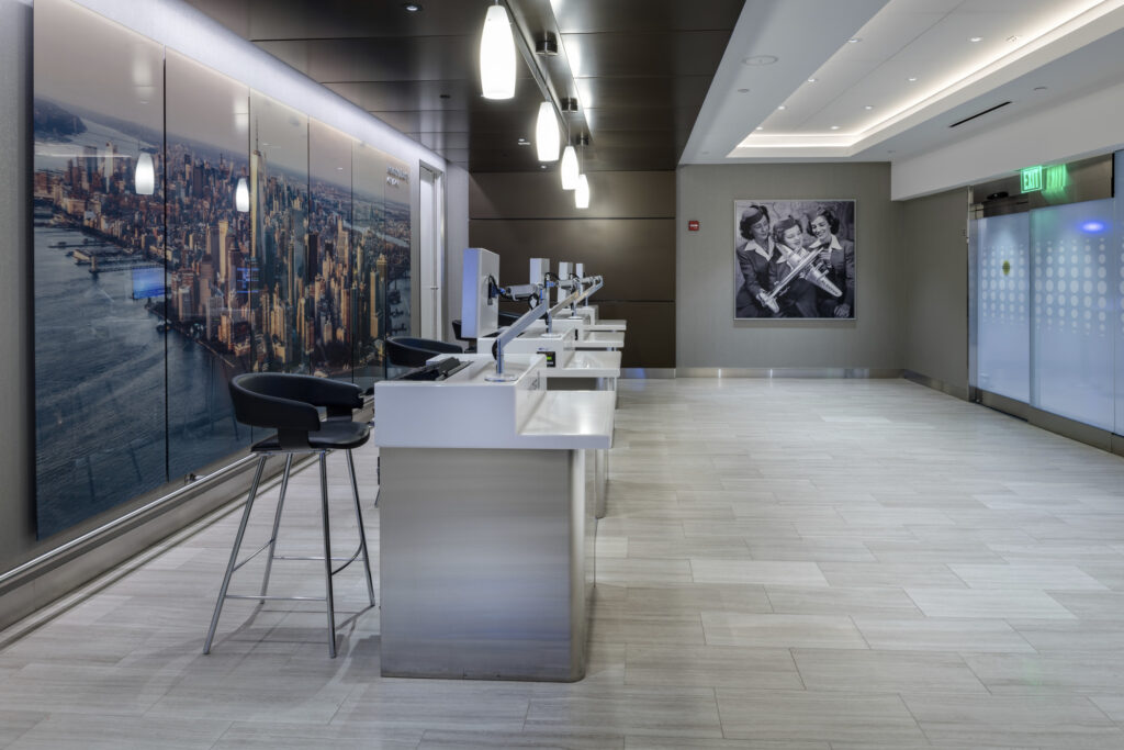 United Airlines Terminal C Global Services Lounge at Newark Liberty International Airport (EWR)