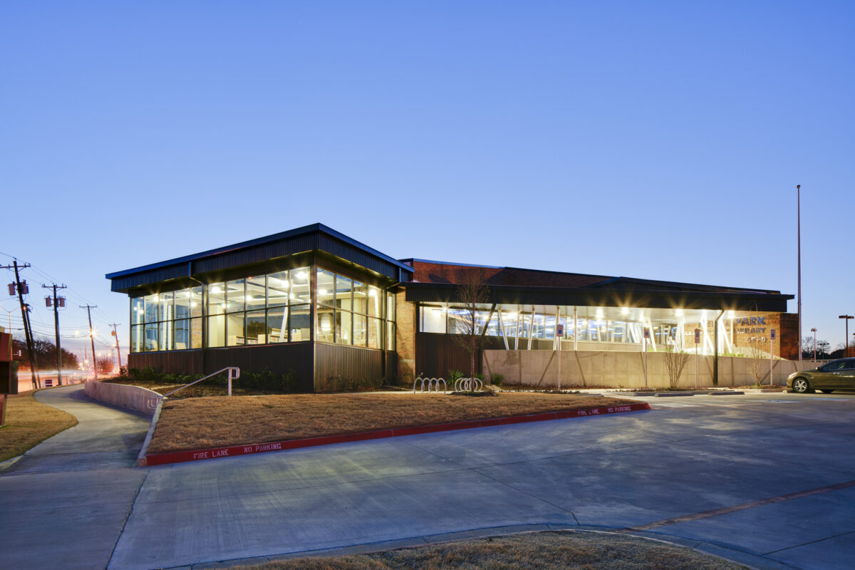 City of Dallas Fretz Park Library