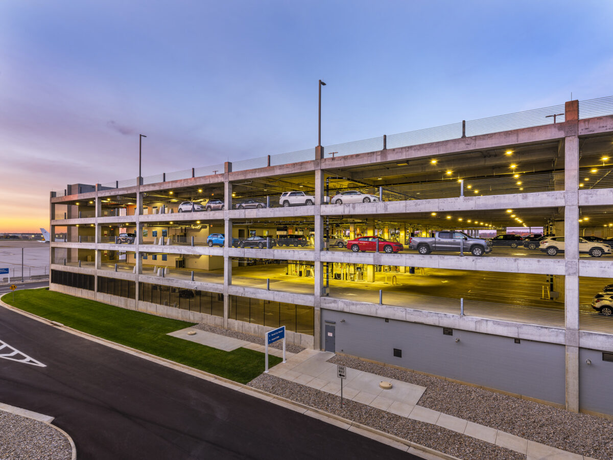 Consolidated Rental Car Facility (ConRAC) at Cincinnati/Northern Kentucky International Airport (CVG)