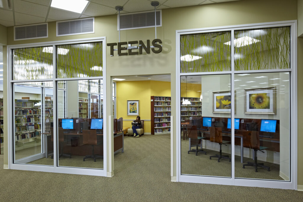 Gardens Branch Library