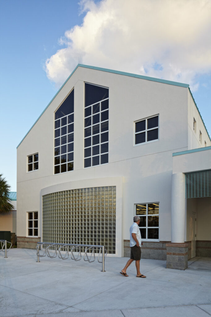 Gardens Branch Library