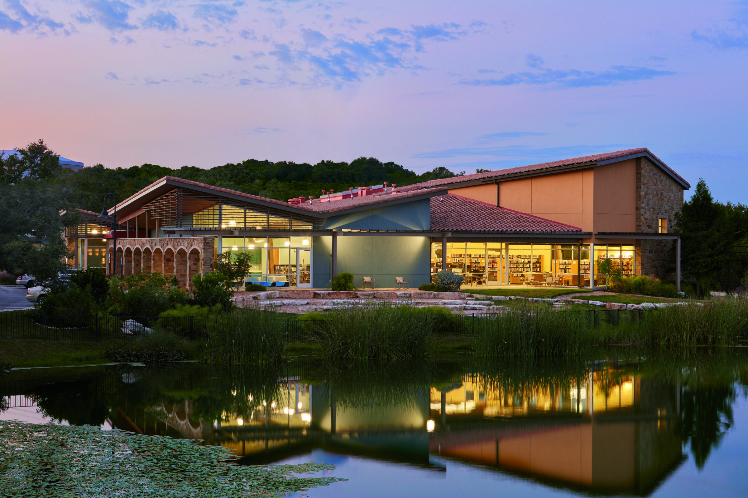 Lake Travis Community Library