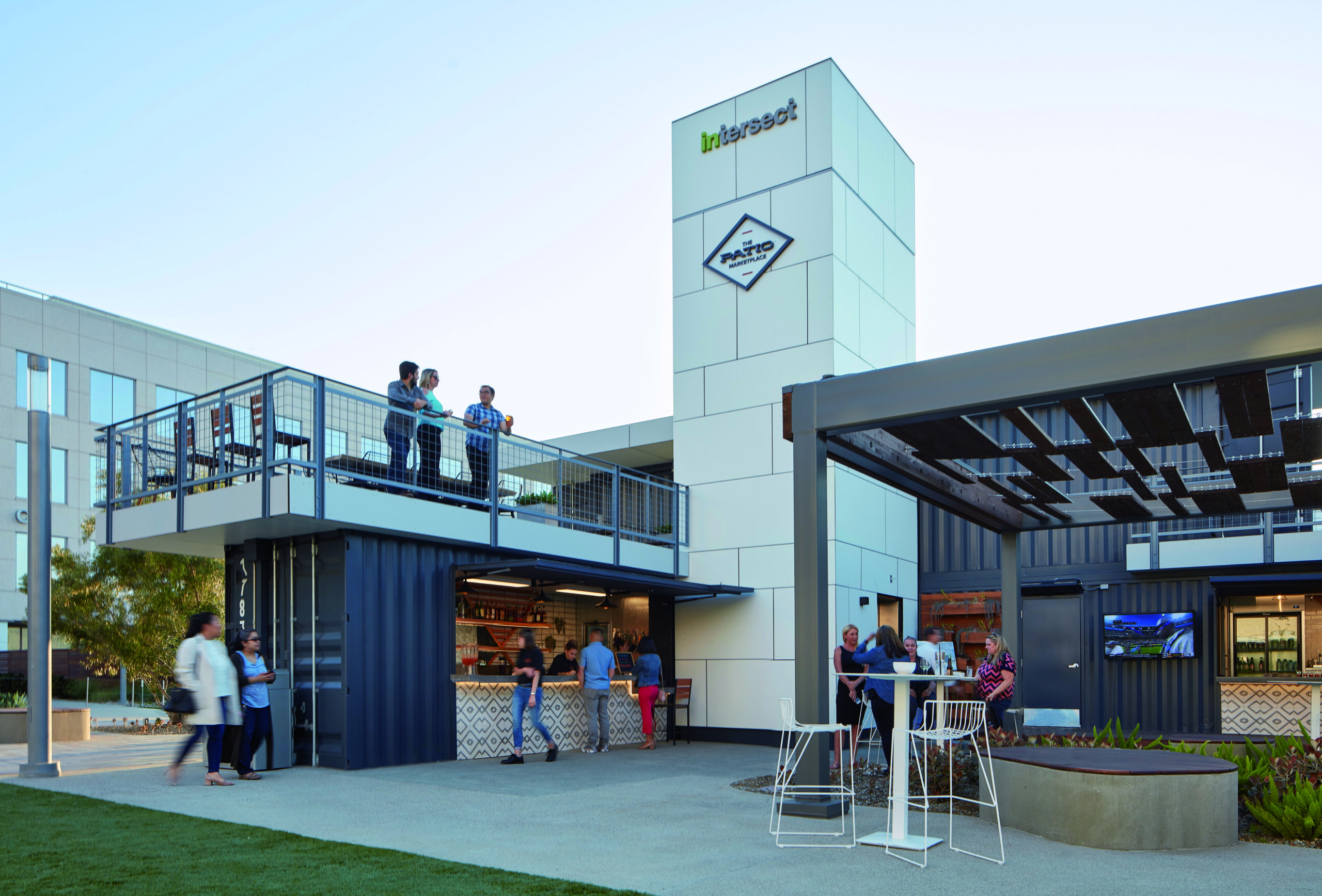 The Patio Marketplace at Intersect