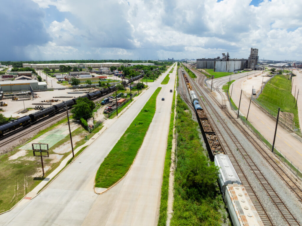 Clinton Drive Port Entrance No. 8 to IH-61