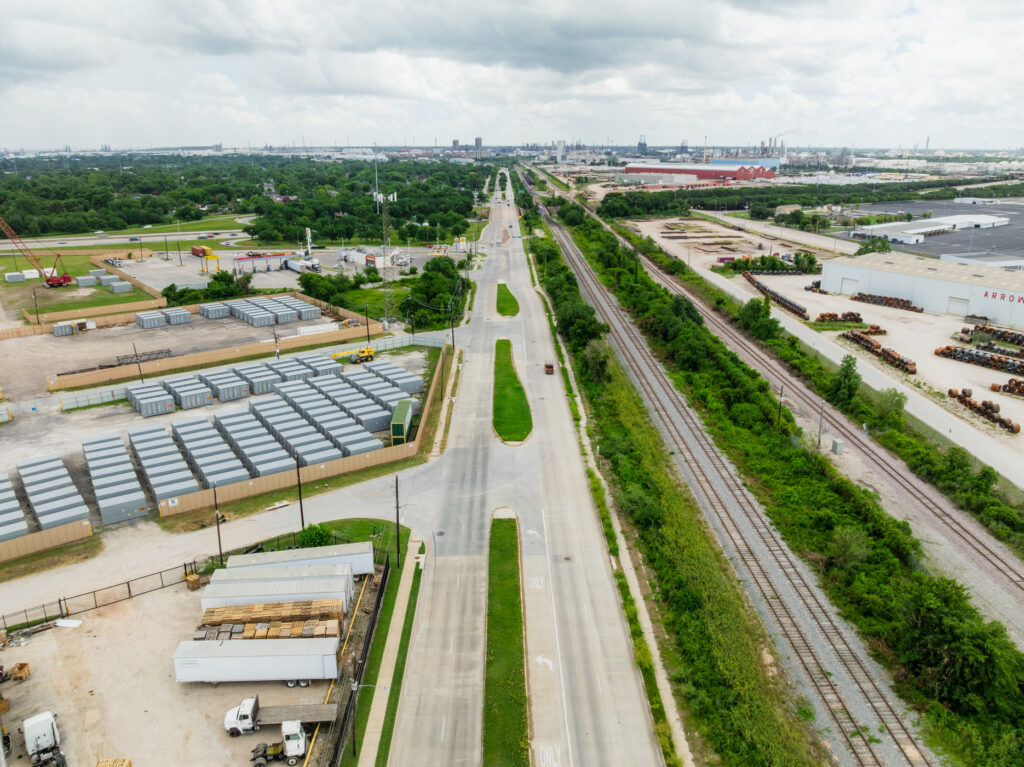 Clinton Drive Port Entrance No. 8 to IH-61