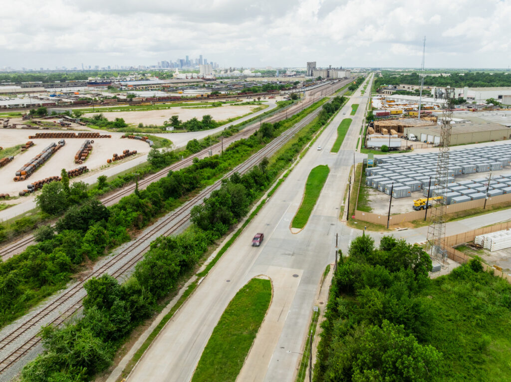 Clinton Drive Port Entrance No. 8 to IH-61
