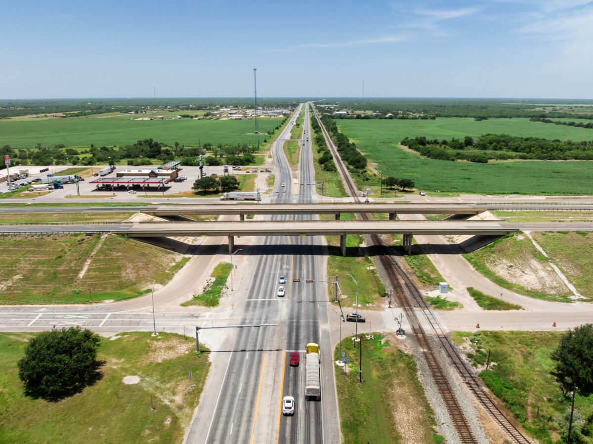 US 281 New Mainlanes + Frontage Roads