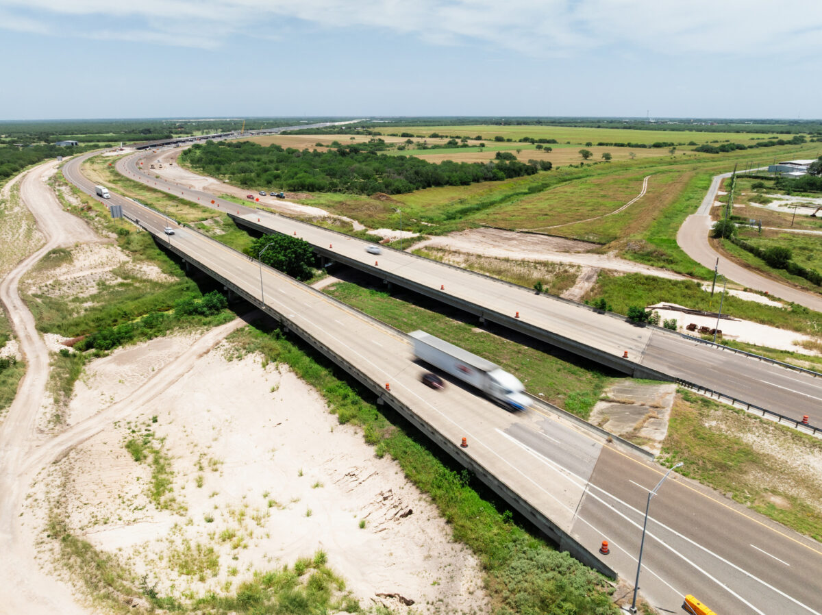 US 281 New Mainlanes + Frontage Roads