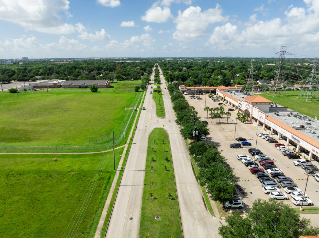 Wilcrest Drive: Bellaire Boulevard to Beechnut