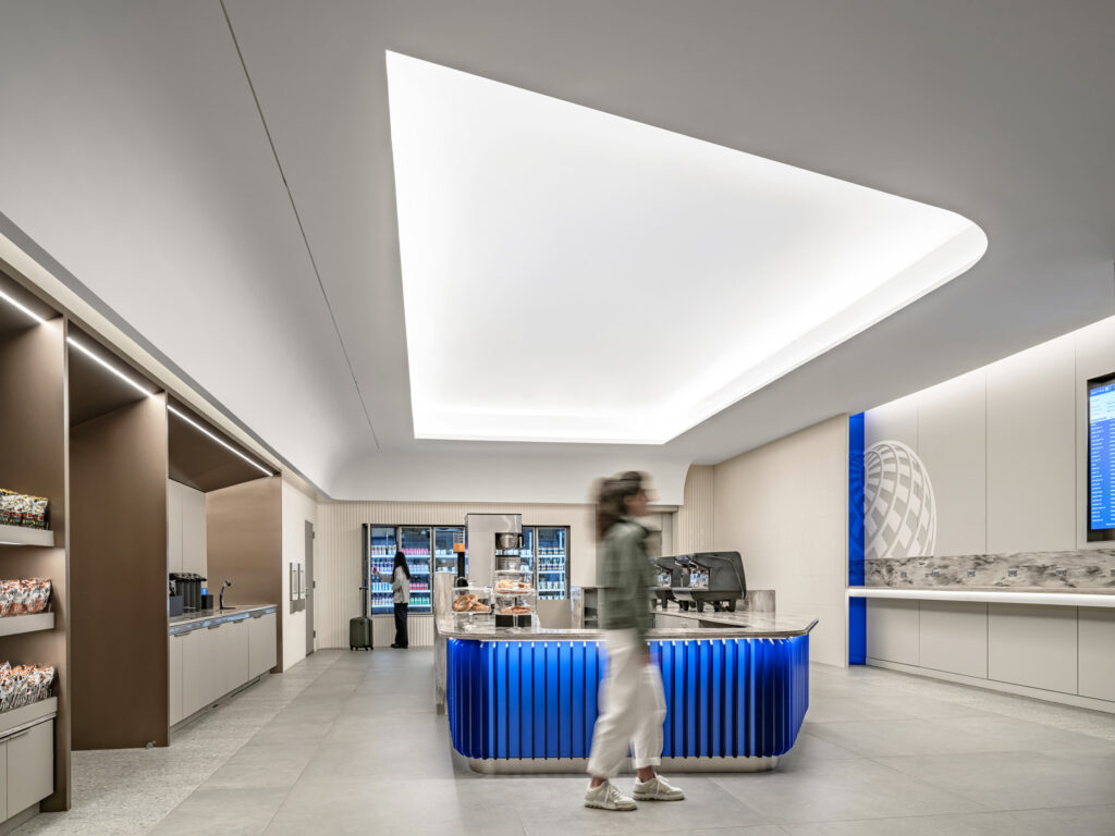 United Airlines Club Fly at George Bush Intercontinental Airport (IAH)