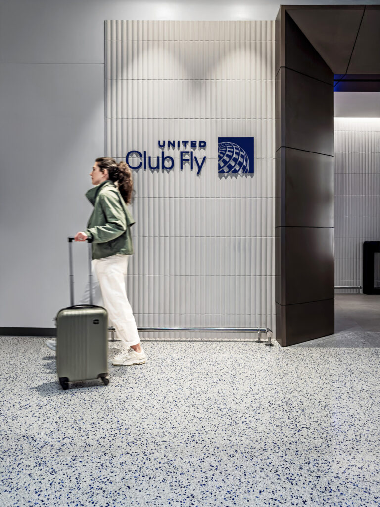 United Airlines Club Fly at George Bush Intercontinental Airport (IAH)