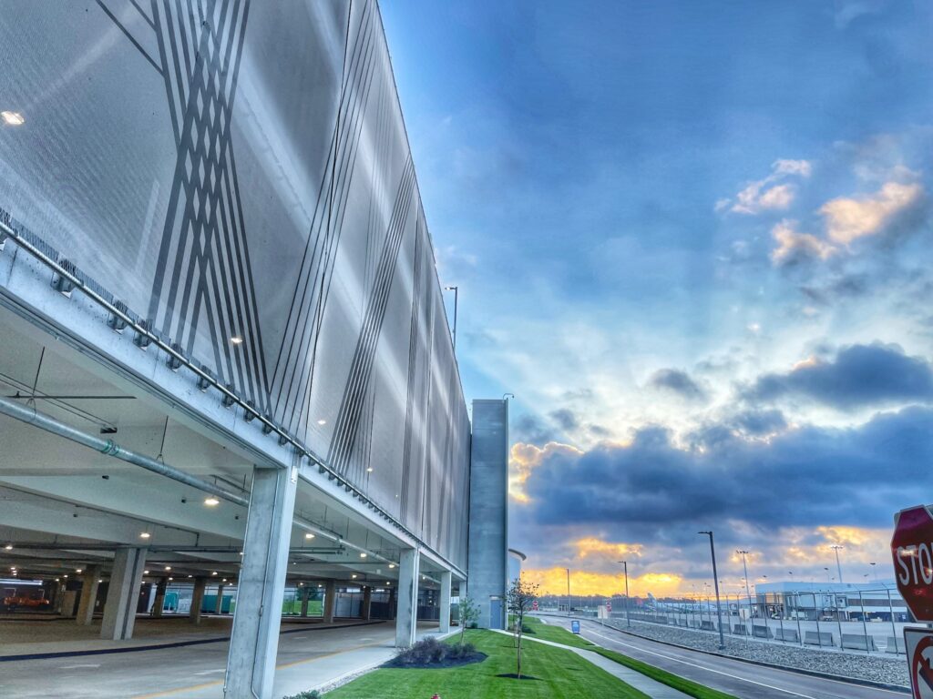 Consolidated Rental Car Facility (ConRAC) at Cincinnati/Northern Kentucky International Airport (CVG)