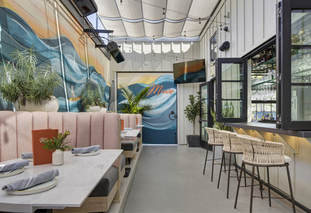 interior mia's mural seating