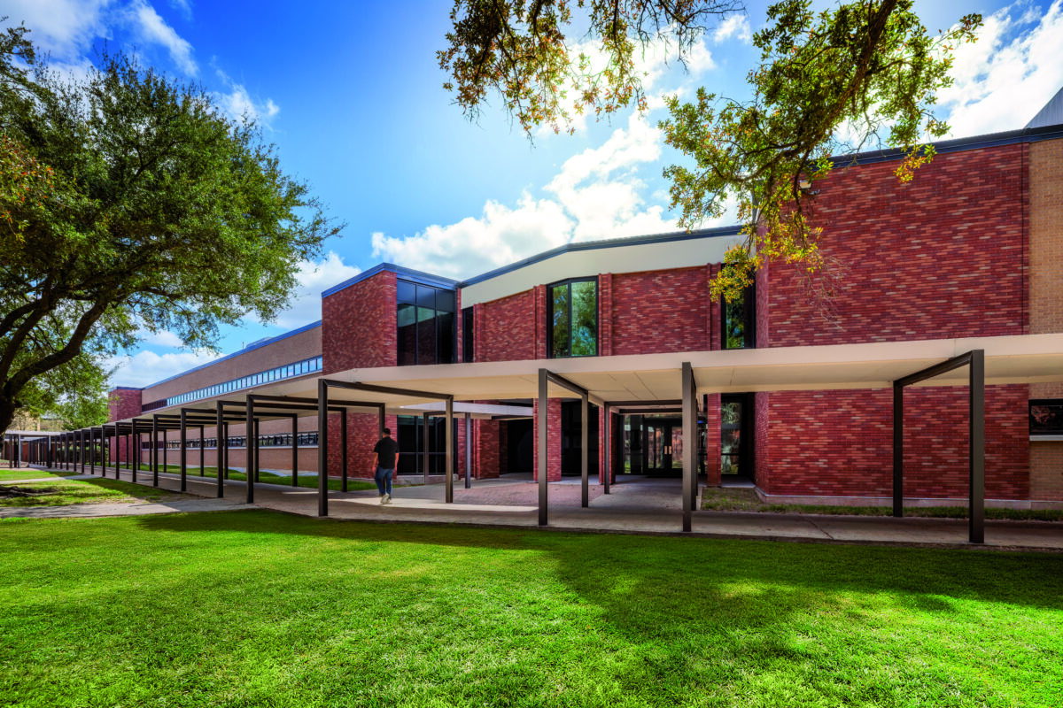 Lamar University Exterior